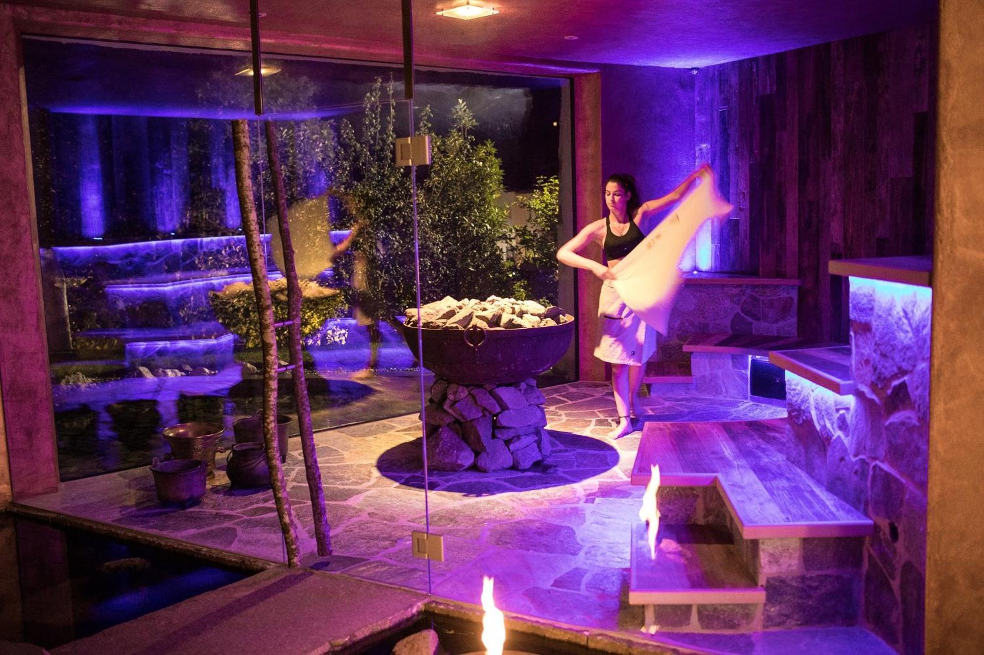 Romantik Hotel Turm Фие Экстерьер фото